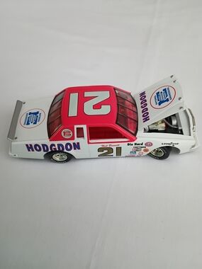 Hodgdon #21  Race Car.